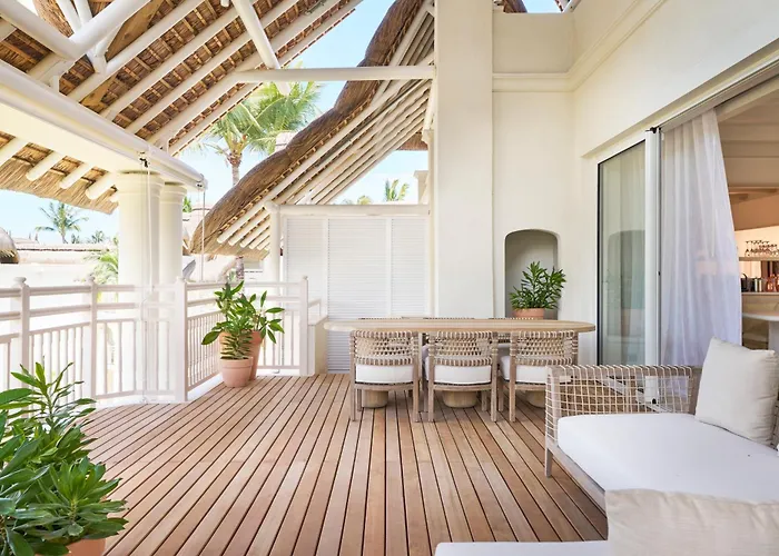 Lux* Belle Mare Resort & Villas